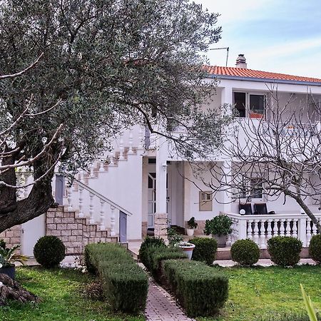 Apartments Mila Marina Luaran gambar