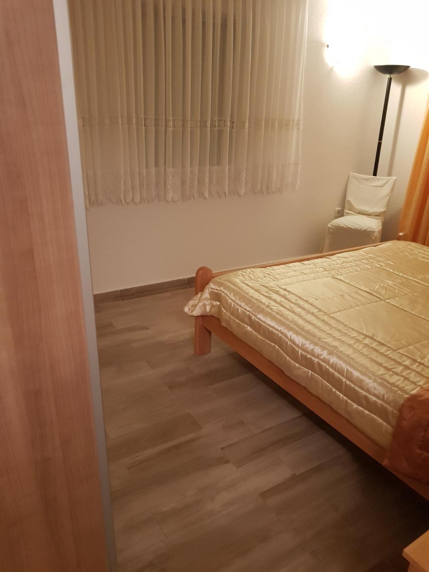 Apartments Mila Marina Luaran gambar